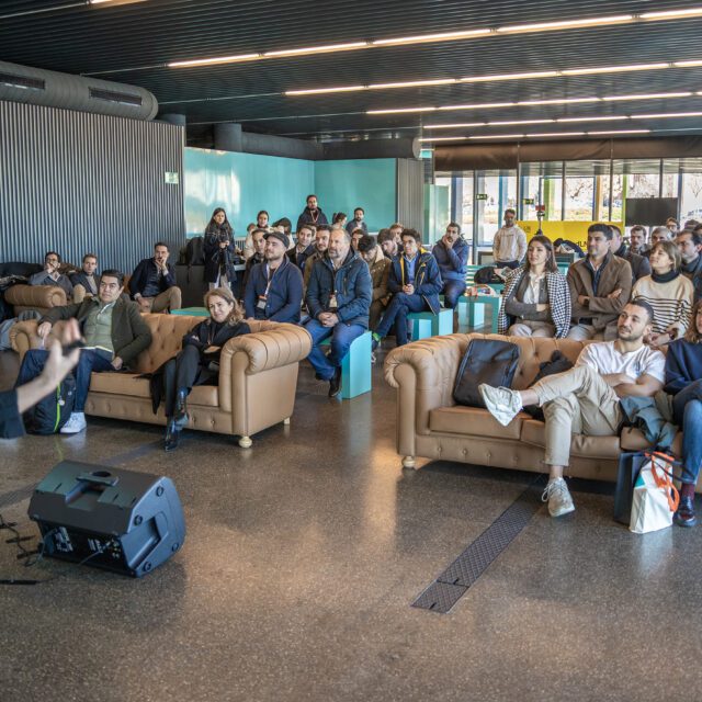 Bienvenida a emprendedores de la #ComunidadLN